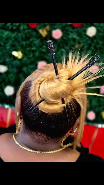 Sleek Ponytail (Natural Hair)